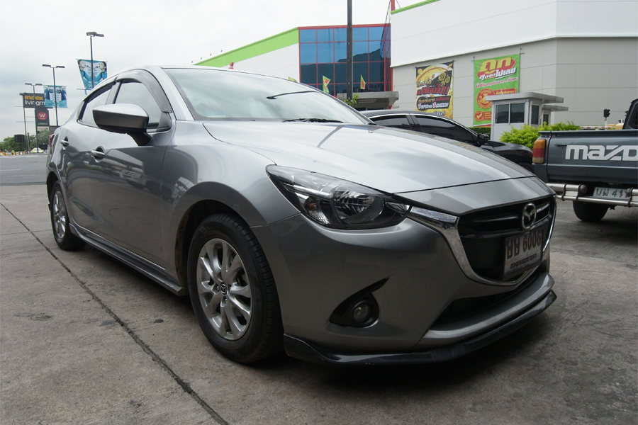 mazda 2 กล้อง หน้า หลัง