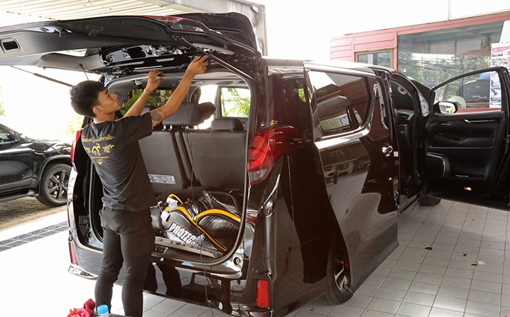 toyota alphard กล้องบันทึก หน้า หลัง