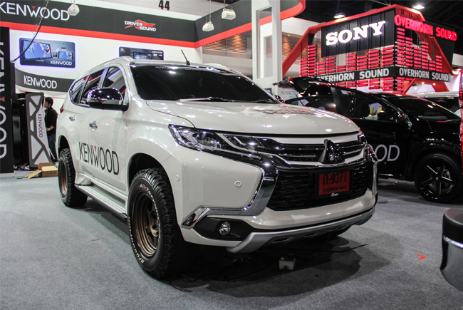 ALL NEW MITSUBISHI PAJERO SPORT ติดตั้ง จอ วิทยุ เครื่องเล่น ดูทีวี kenwood dnr 935 wbt