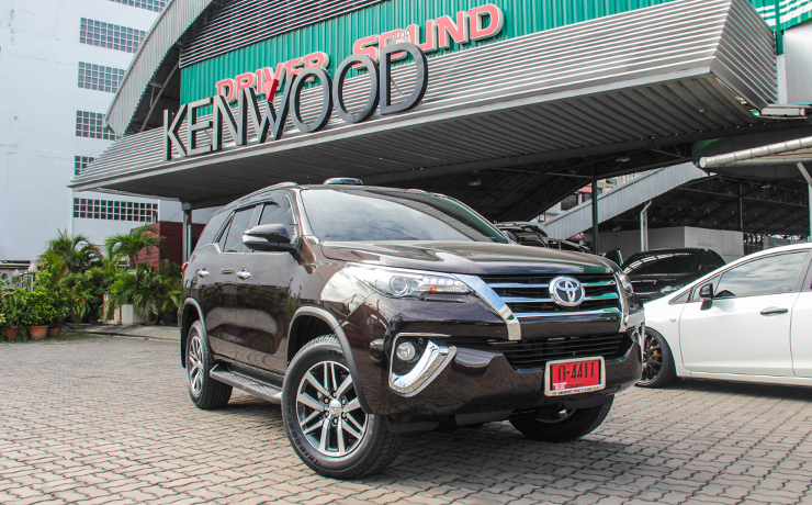 ดิจิตอลทีวี ALL NEW TOYOTA FORTUNER 2015 ดูทีวี tv เคลื่อนที่