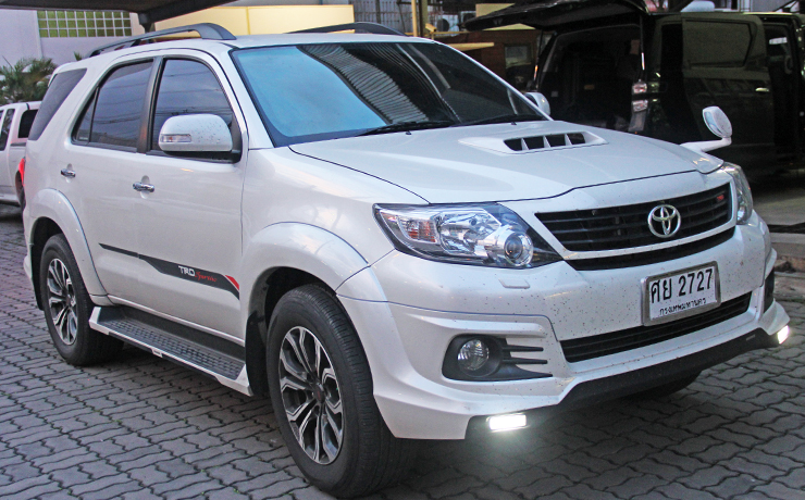 TOYOTA FORTUNER เครื่องเสียง