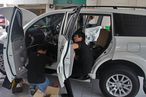 ติดตั้ง เครื่องเสียง mitsubishi pajero sport