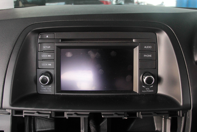 MAZDA CX-5 ติดตั้ง kenwood dnr8015bt เครื่องเล่น ดิจิตอลทีวี digital tv ดู รถยนต์