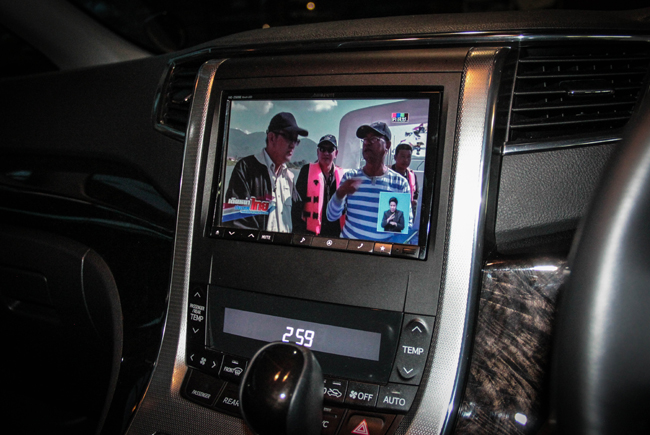  TOYOTA ALPHARD ดิจิตอลทีวี digital tv