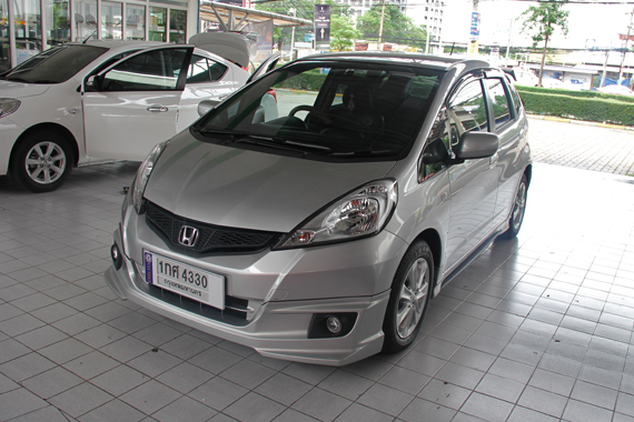 ติดตั้งเครื่องเสียงรถยนต์ใน HONDA JAZZ