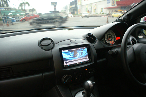 mazda 2 เครื่องเสียง รถยนต์ จอ ตรงรุ่น