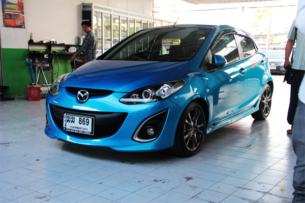 mazda 2 เครื่องเสียง รถยนต์