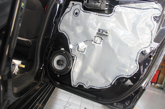 chev colorado เครื่องเสียงรถยนต์ ลำโพง bassbox 